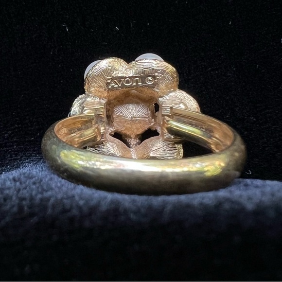 Vintage ring pearl and turquoise signed costume jewelry adjustable goldtone Avon - Picture 5 of 5